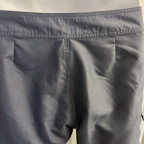 Ron Jon Surf Shop Gray Hoop & Loop/ Tie Closure Swim Trunks w/ Cargo Pocket- 34 - Picture 7 of 14
